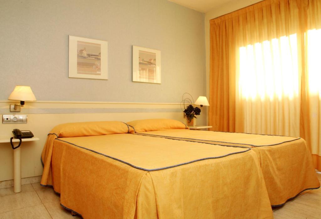 Hotel Marbella Μπένιντορμ Εξωτερικό φωτογραφία
